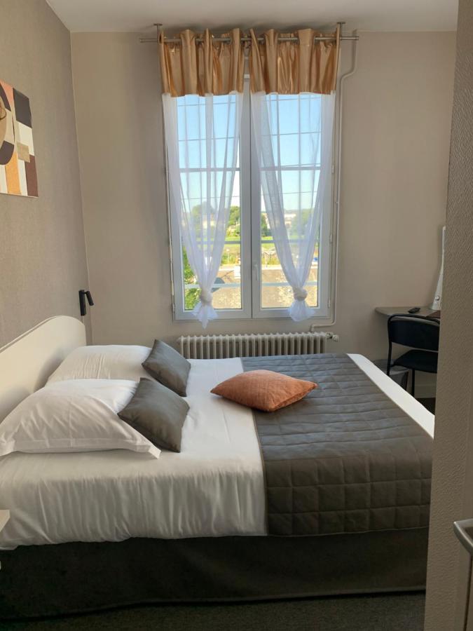 L'Escale De La Gare Hotel Saumur Bagian luar foto